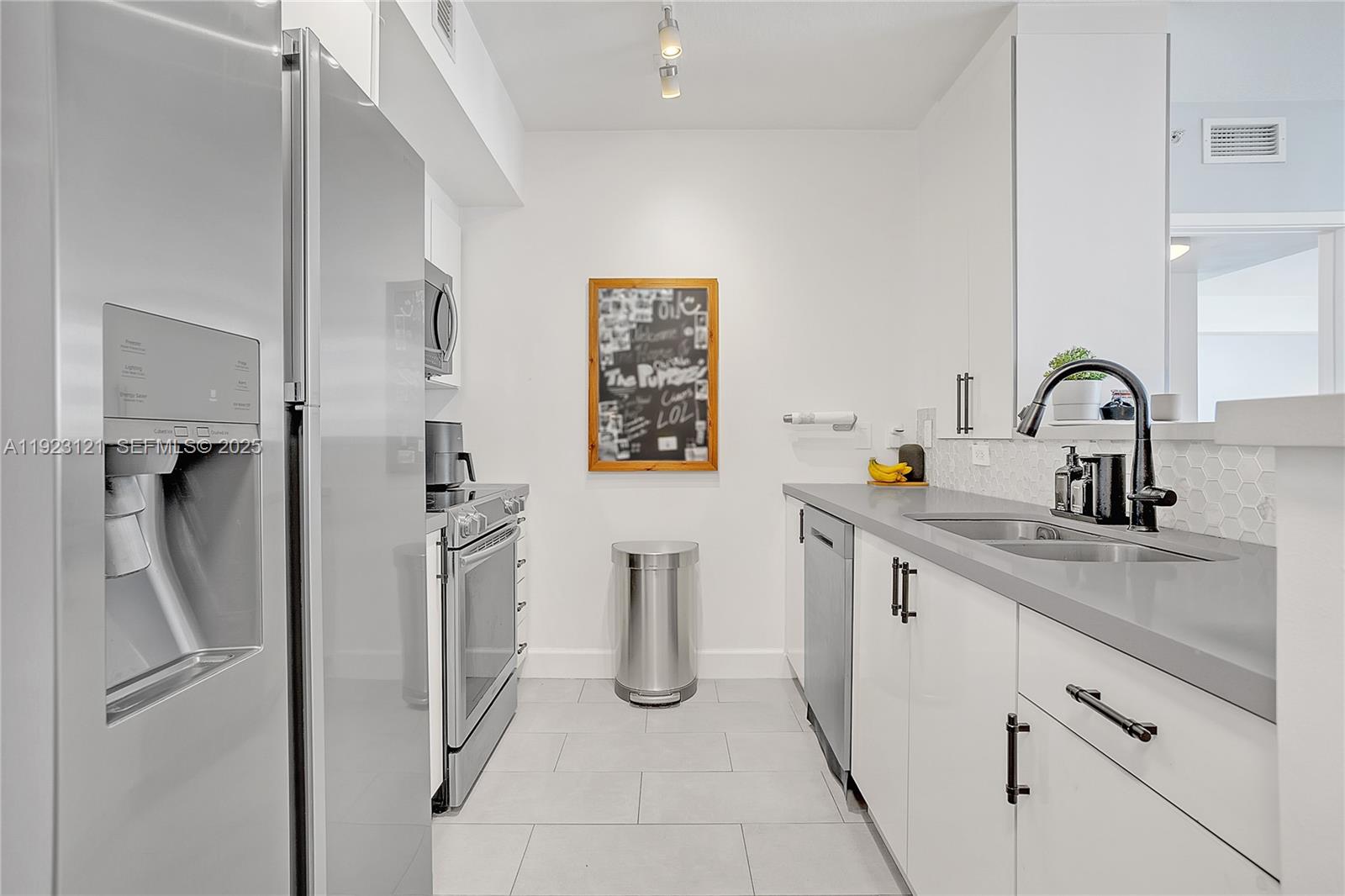 ONE MIAMI EAST CONDO - Residential Lease