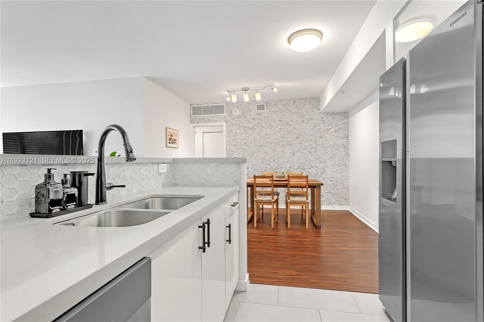 ONE MIAMI EAST CONDO - Residential Lease