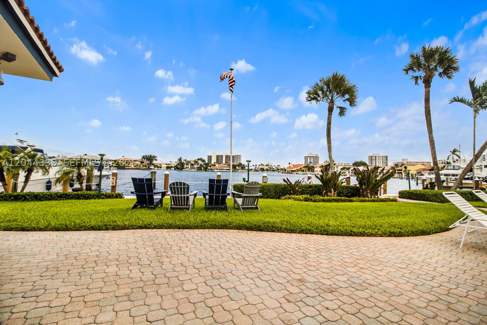 BRING YOUR BOAT... DOCK SPACE ON INTRACOASTAL, NO FIXED BRIDGES, $3 FT UP TO 50 FT, RENOVATED 2BR 2BA TOP FLOOR IN TROPIC HARBOR LOCATED IN EAST DELRAY. THIS UNIT HAS NOT BEEN LIVED IN SINCE RENOVATION, STILL NEW NEW NEW. CUSTOM EXTENDED KITCHEN WITH TOP OF THE LINE APPLIANCES AND MARBLE TOPS, VYNIL FLOORS THROUGHOUT, BOTH BATHS FEATURE ALL NEW FLOOR TO CEILING TILE AND MARBLE, EXTENDED MASTER BR WITH BUILT IN WALK IN CLOSET AND VANITY SITTING AREA WITH AN ADDITIONAL CLOSET, IMPACT GLASS IN LENAI, RECESSED LIGHTING, NEW WATER HEATER, FULLY EQUIPT GYM, NEW CLUBHOUSE, 2 POOLS, MINUTES TO BEACH AND SHOPPING, 30 MINS TO AIRPORTS, THIS 55+ COMMUNITY IS A GEM, METICULOUSLY MAINTAINED. COME SEE THIS UNIT.....YOU WILL NOT BE DISAPPOINTED.