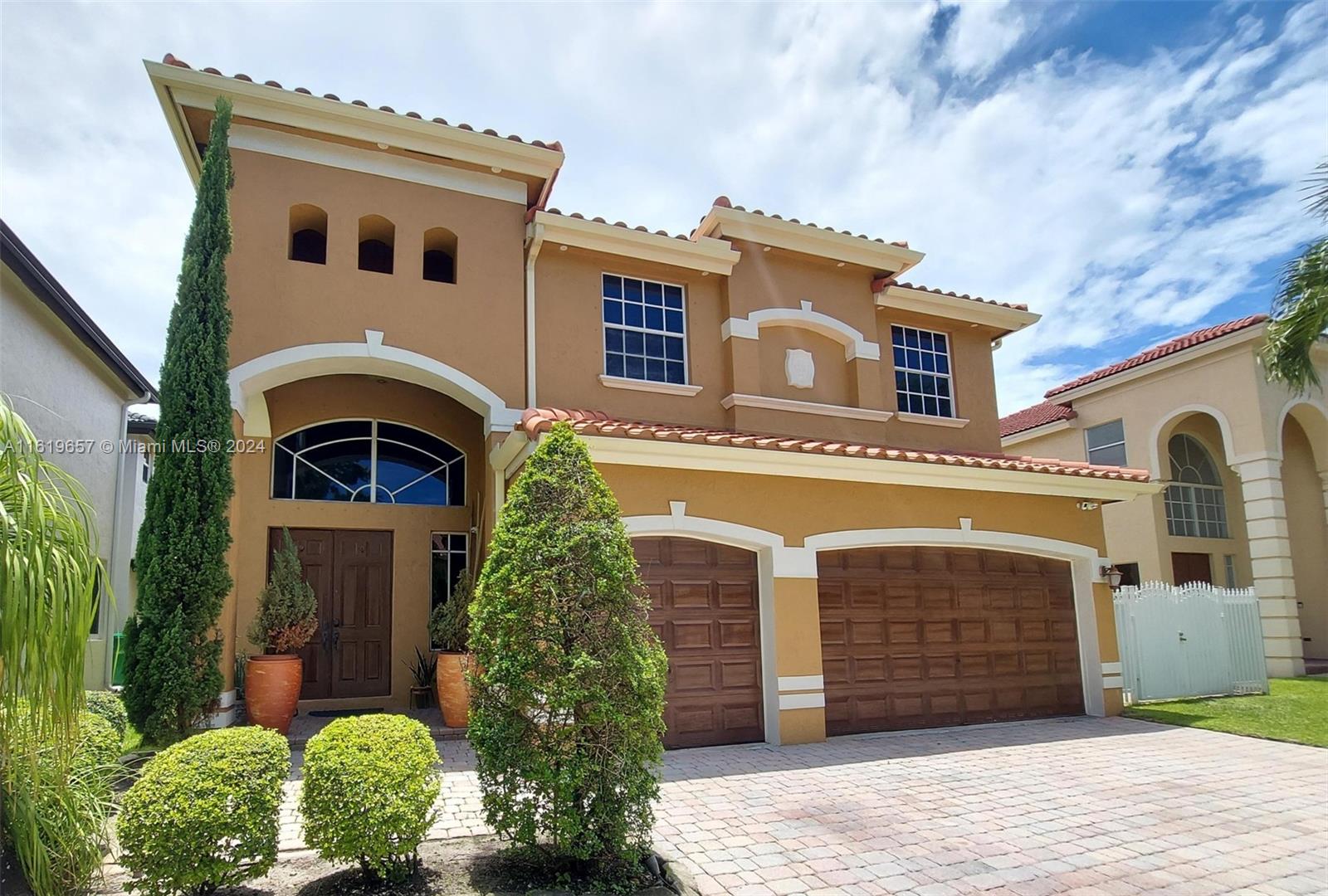 MIRAMAR PATIO HOMES - Residential Lease