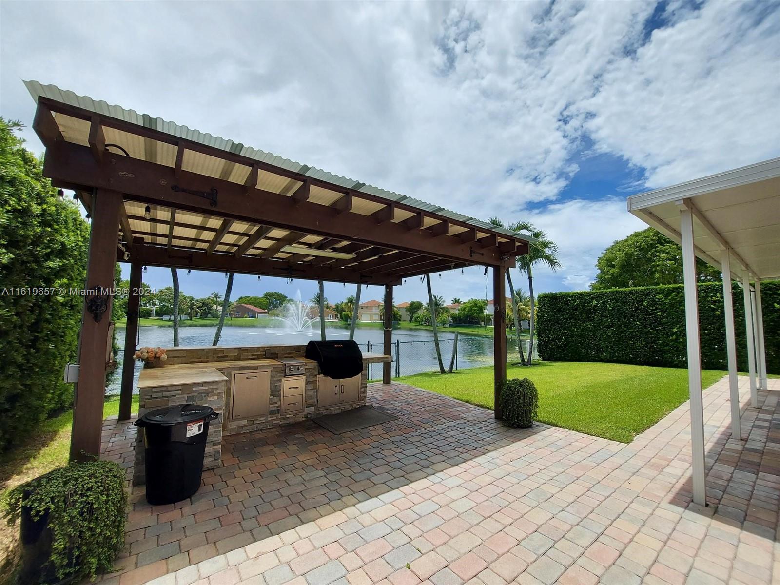 MIRAMAR PATIO HOMES - Residential Lease