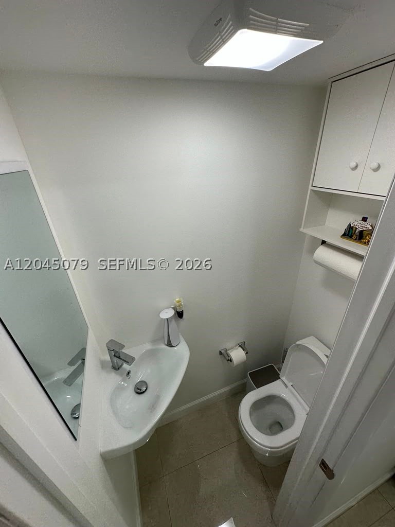 MILE APTS CONDO - Residential Lease