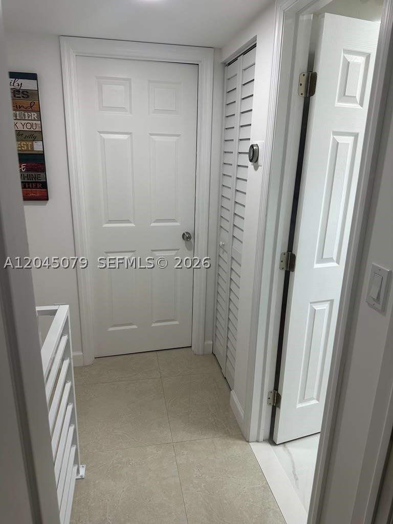 MILE APTS CONDO - Residential Lease