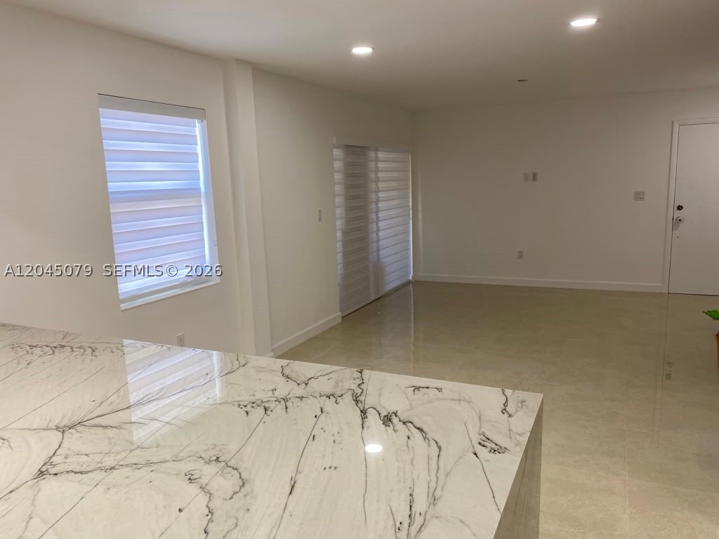 MILE APTS CONDO - Residential Lease