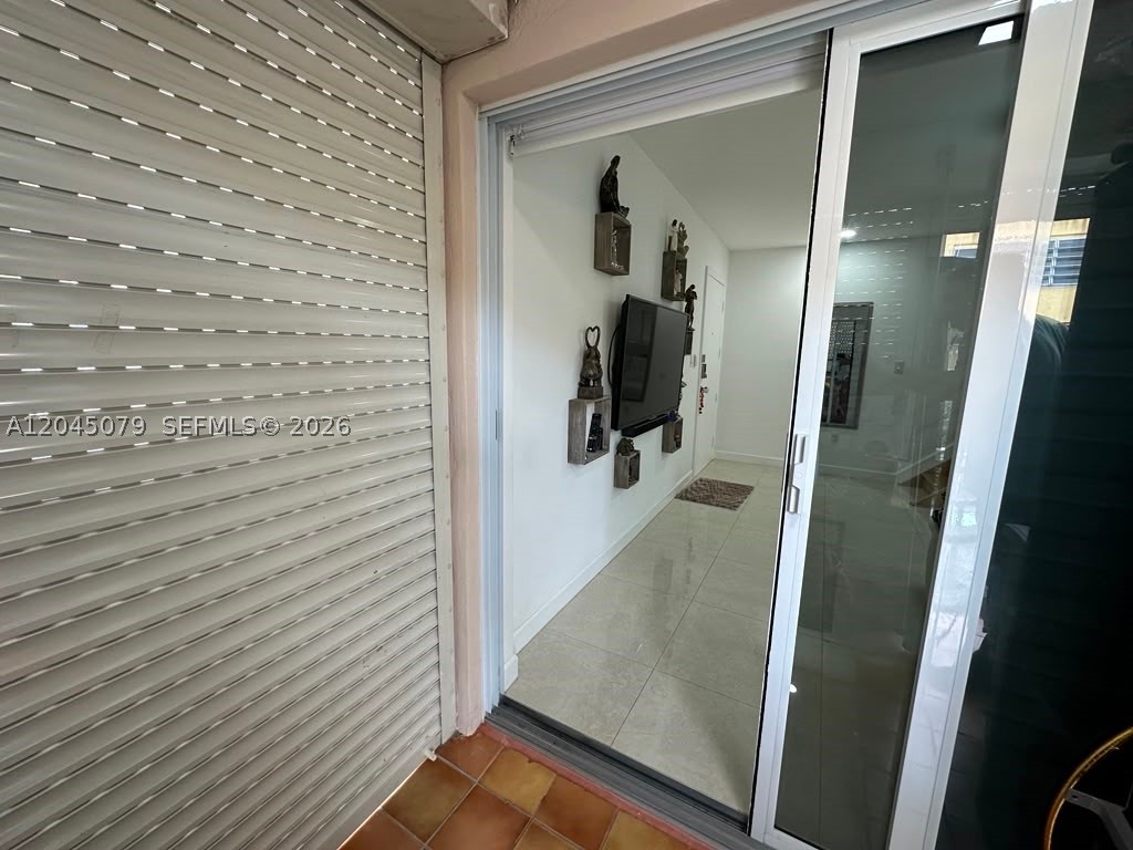 MILE APTS CONDO - Residential Lease