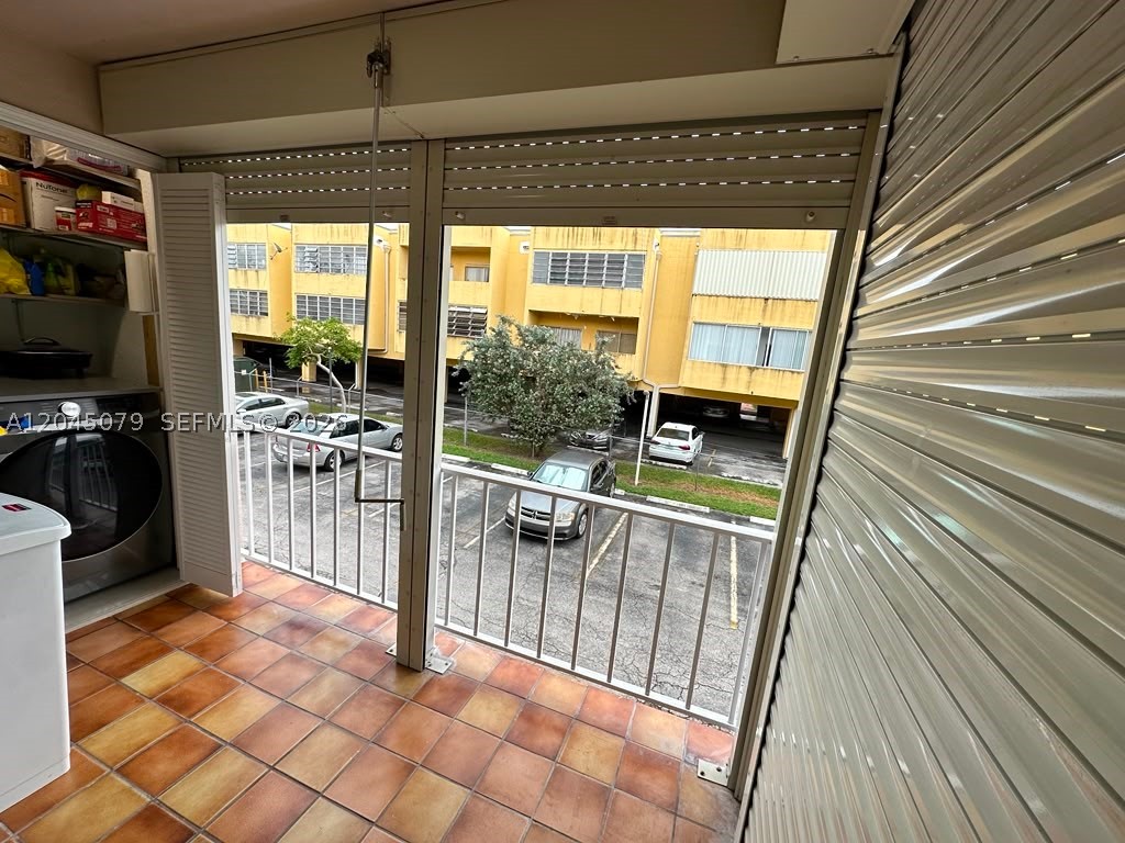MILE APTS CONDO - Residential Lease