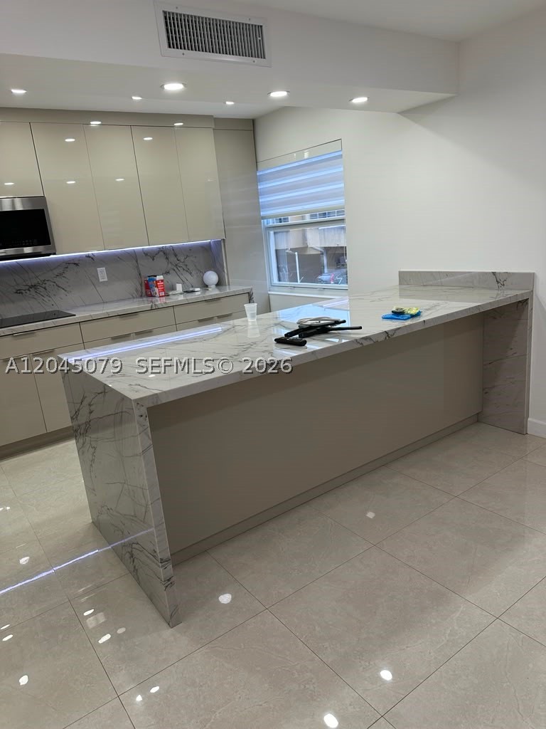MILE APTS CONDO - Residential Lease