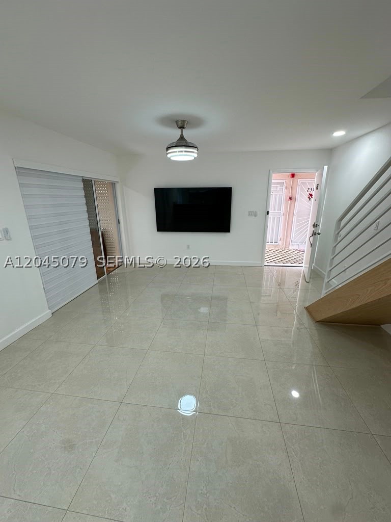 MILE APTS CONDO - Residential Lease