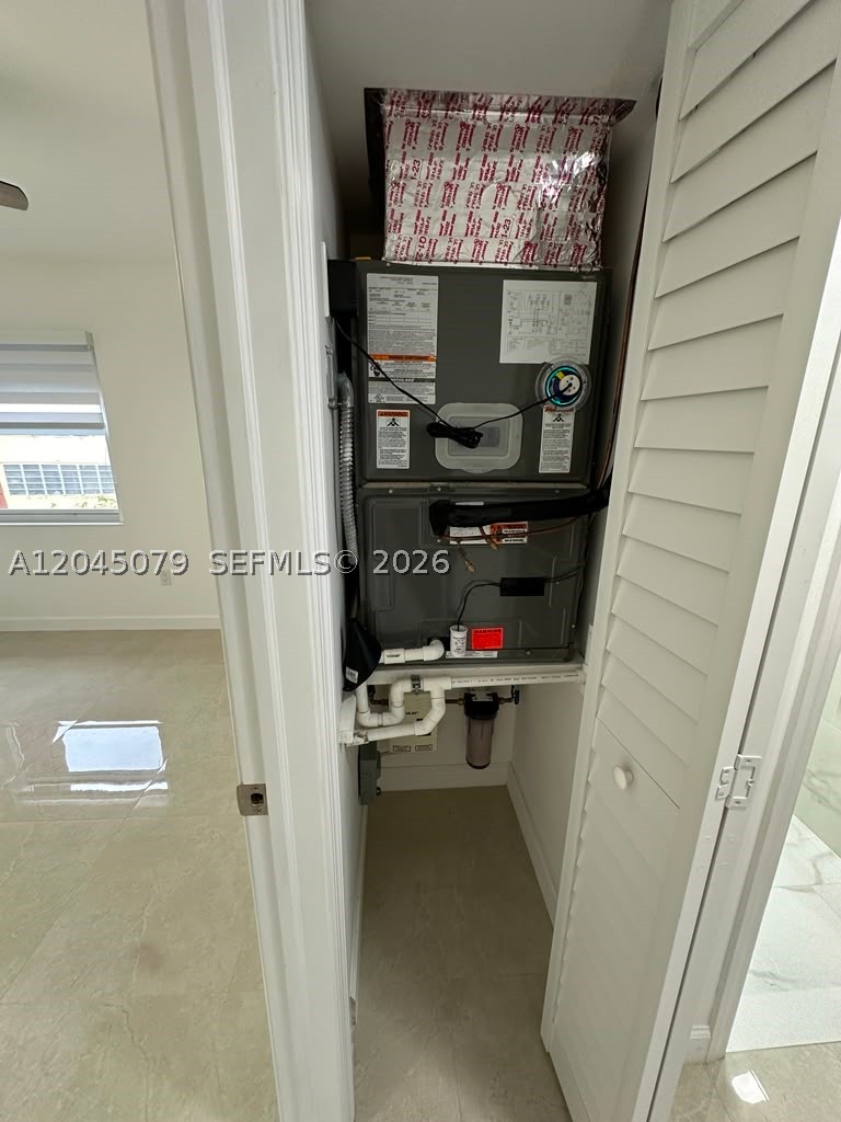 MILE APTS CONDO - Residential Lease