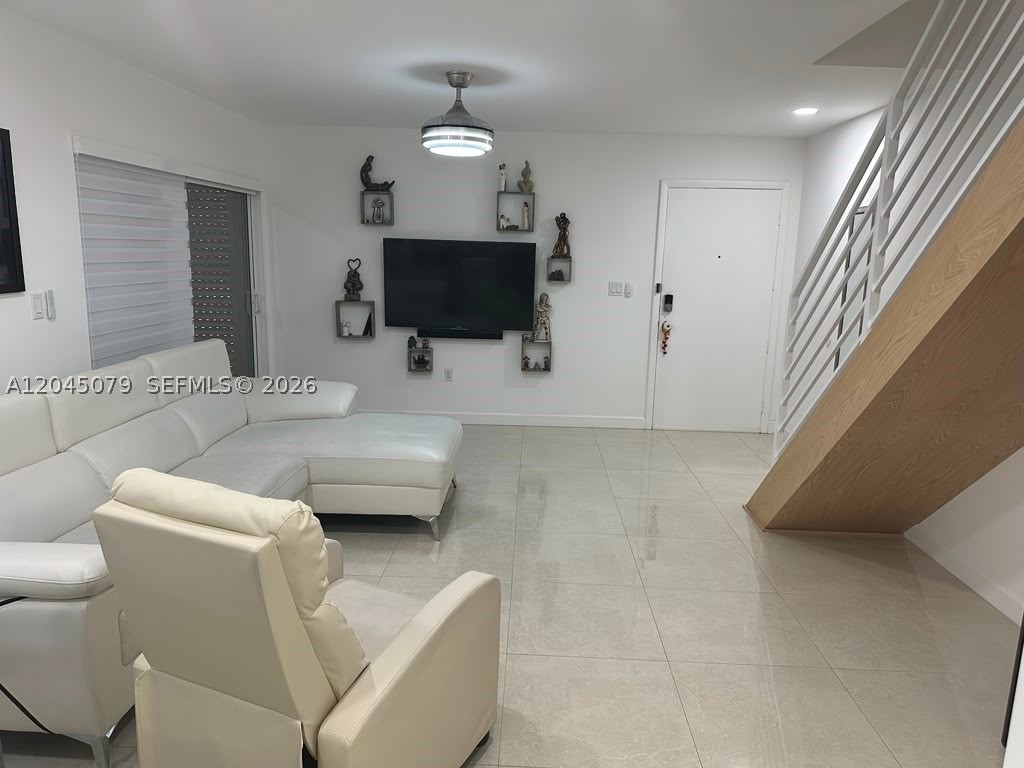MILE APTS CONDO - Residential Lease