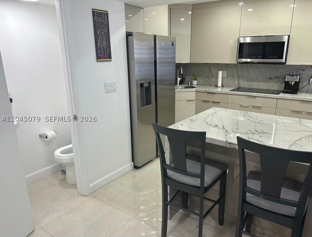 MILE APTS CONDO - Residential Lease