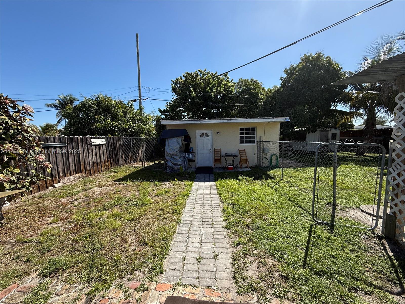 LAKE FOREST SEC 4 - Residential