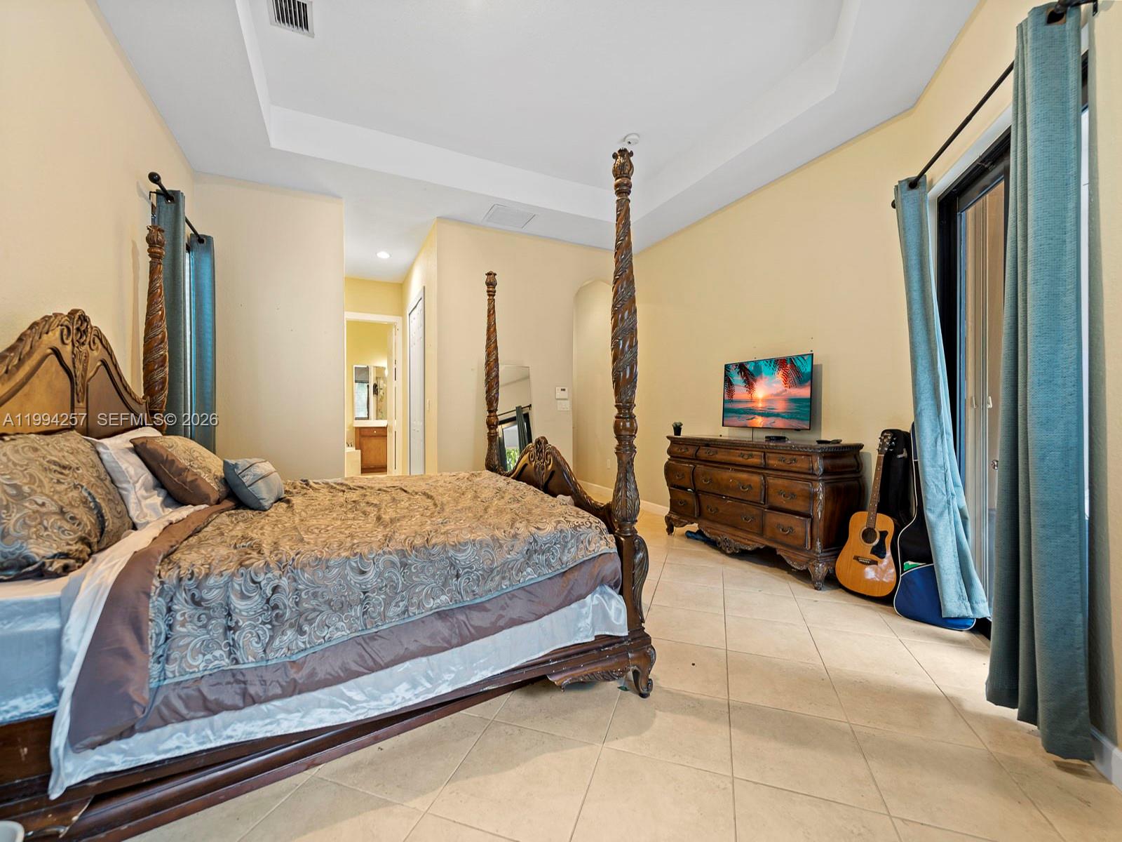 CUTLER CAY - Residential