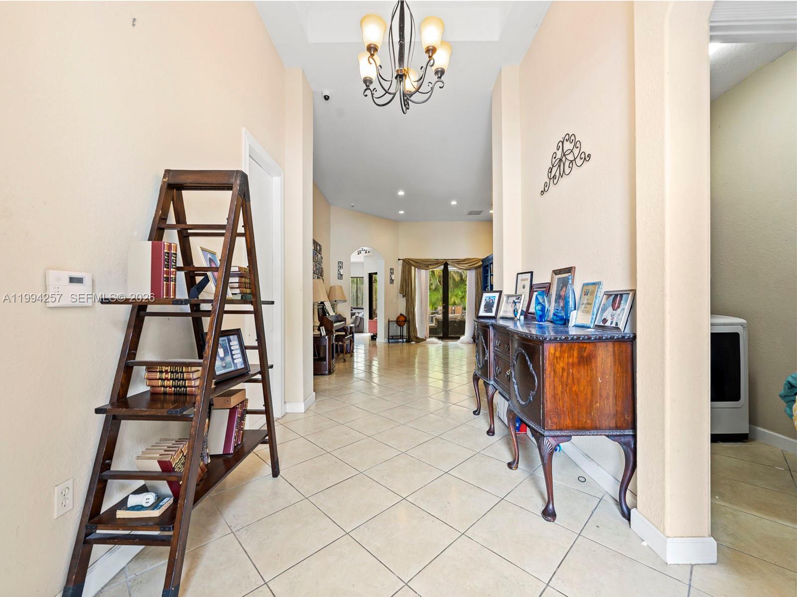 CUTLER CAY - Residential