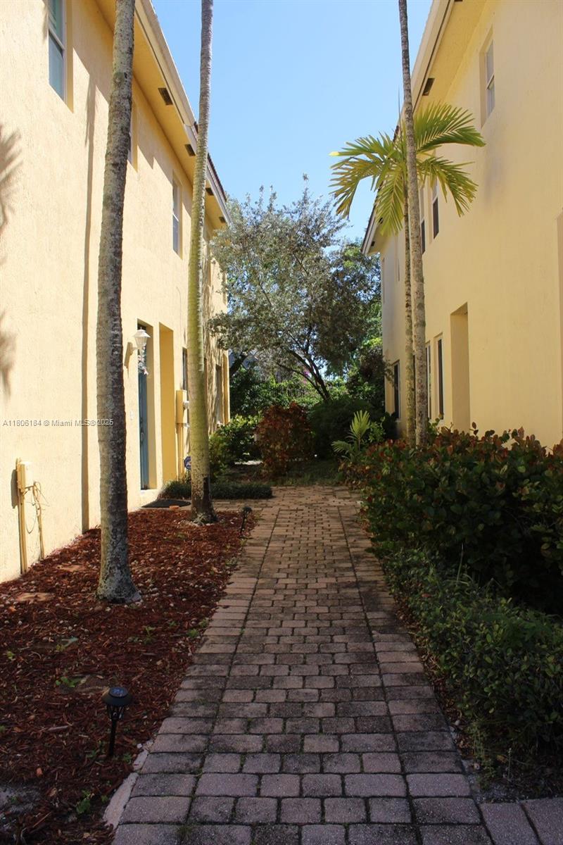 SIERRA BAY - Residential