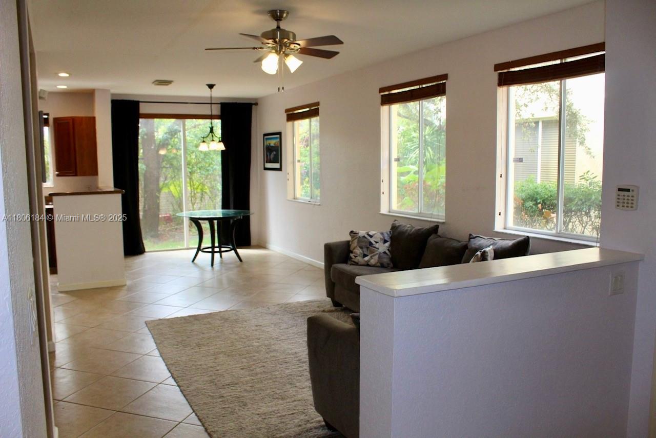 SIERRA BAY - Residential