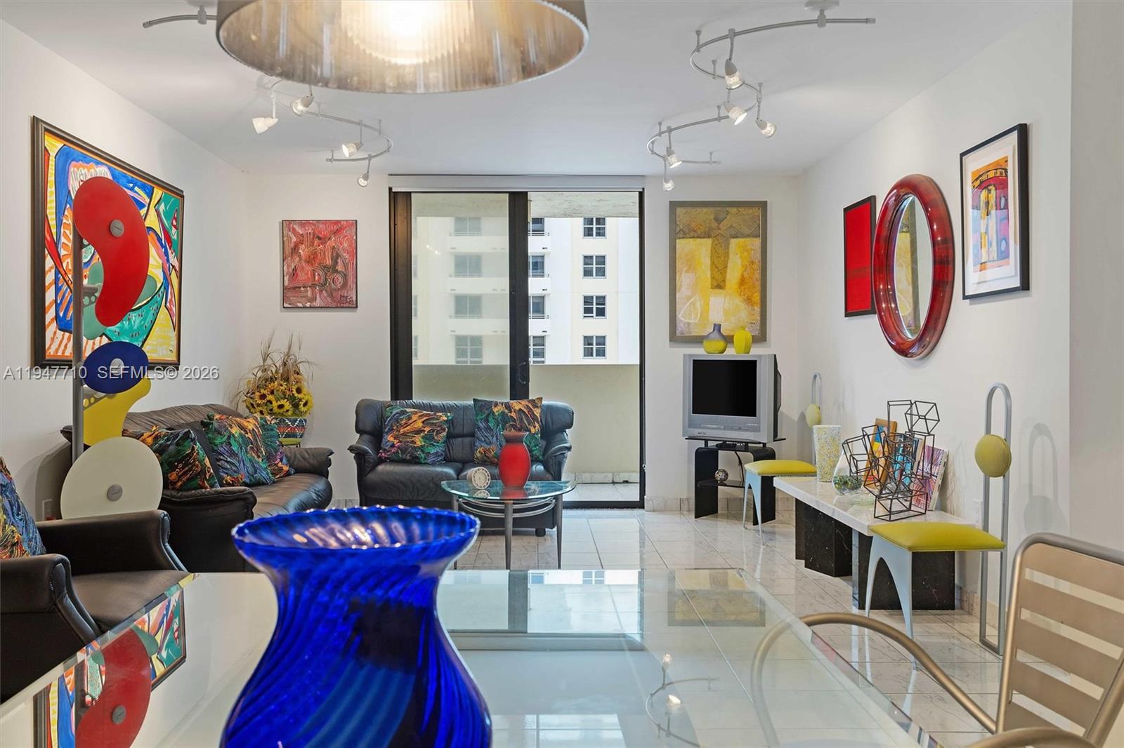 THE GEORGIAN CONDO - Residential
