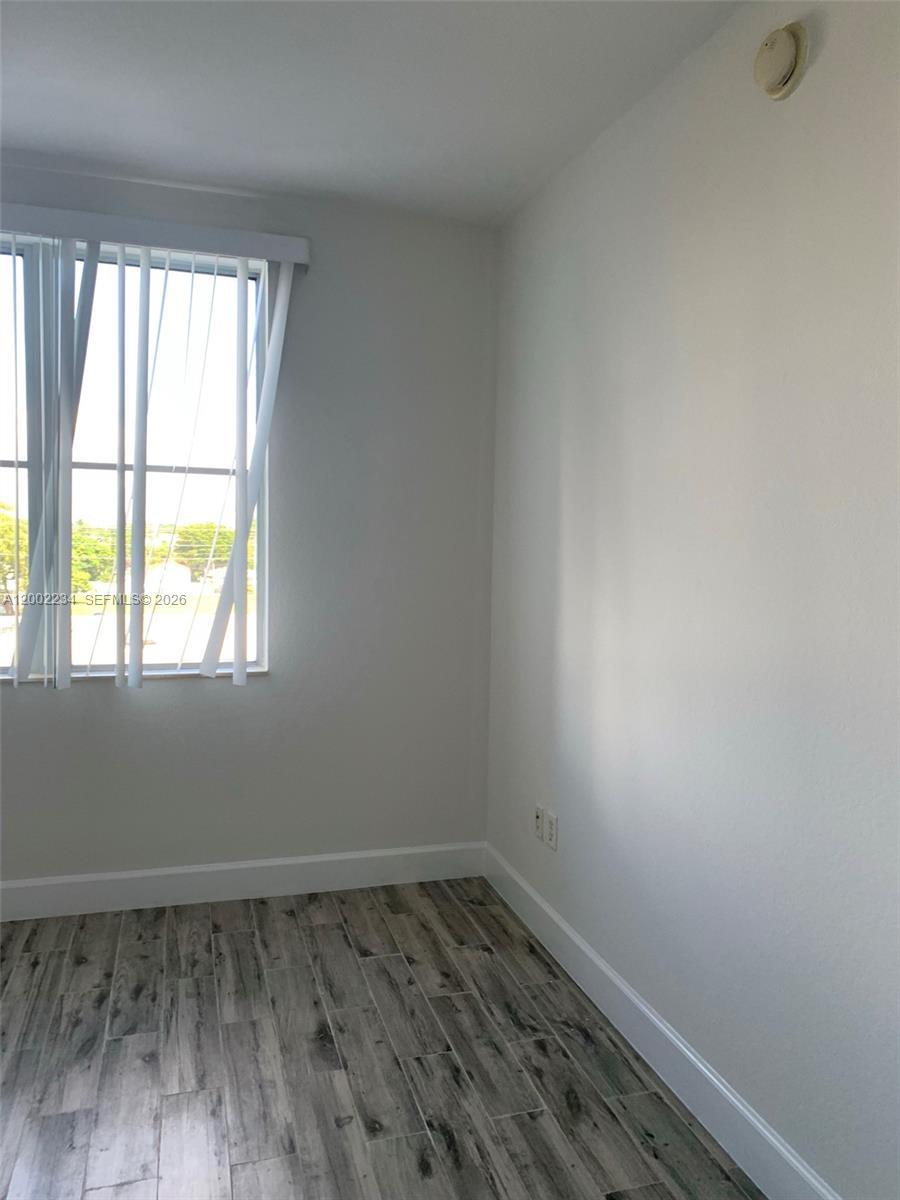 RADIUS CONDO - Residential Lease