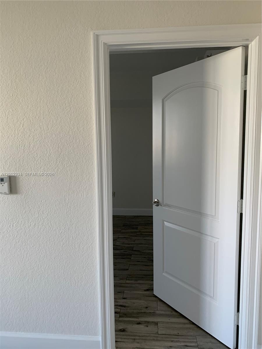 RADIUS CONDO - Residential Lease