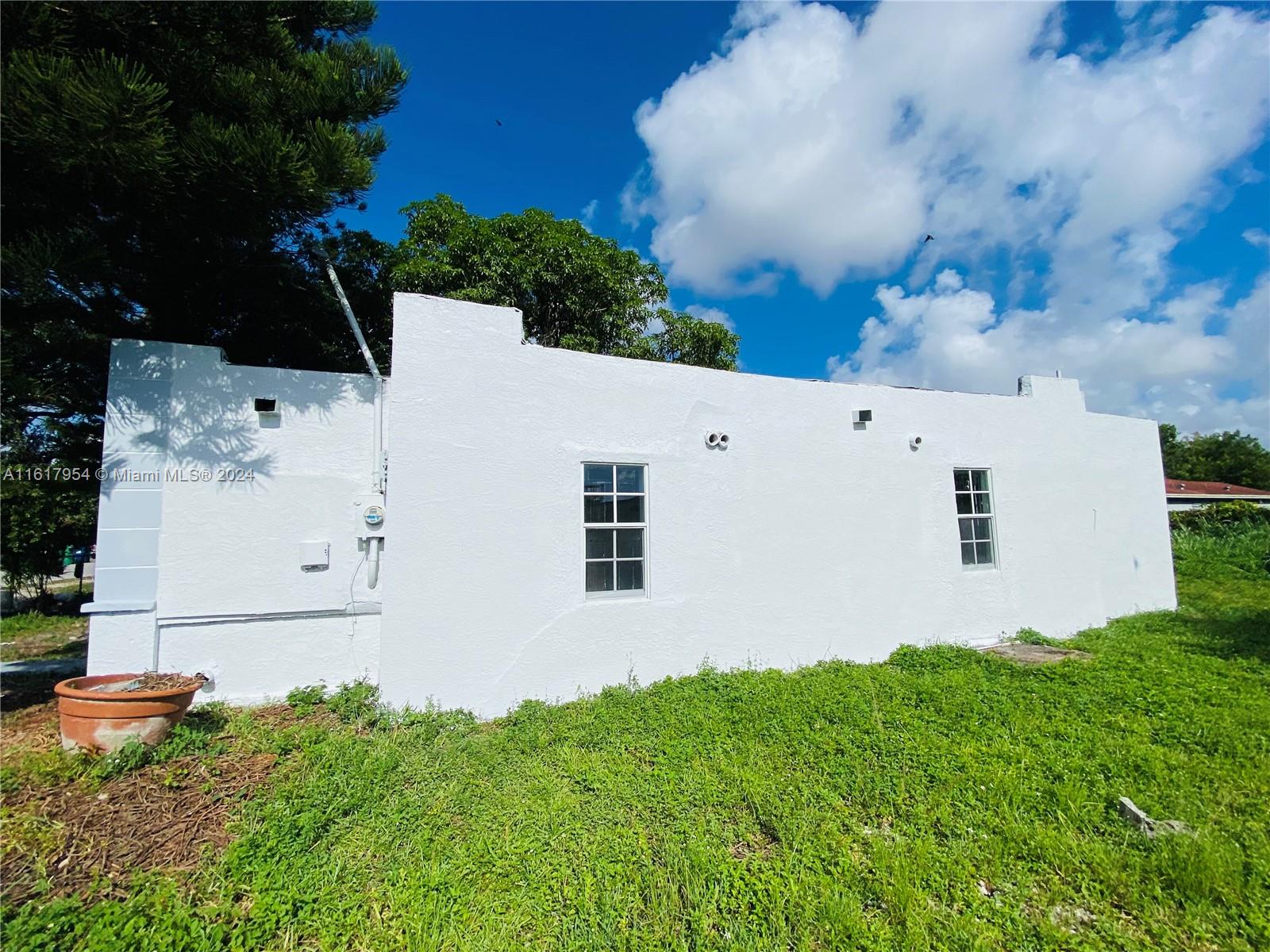 TENNYSON HEIGHTS - Residential Lease