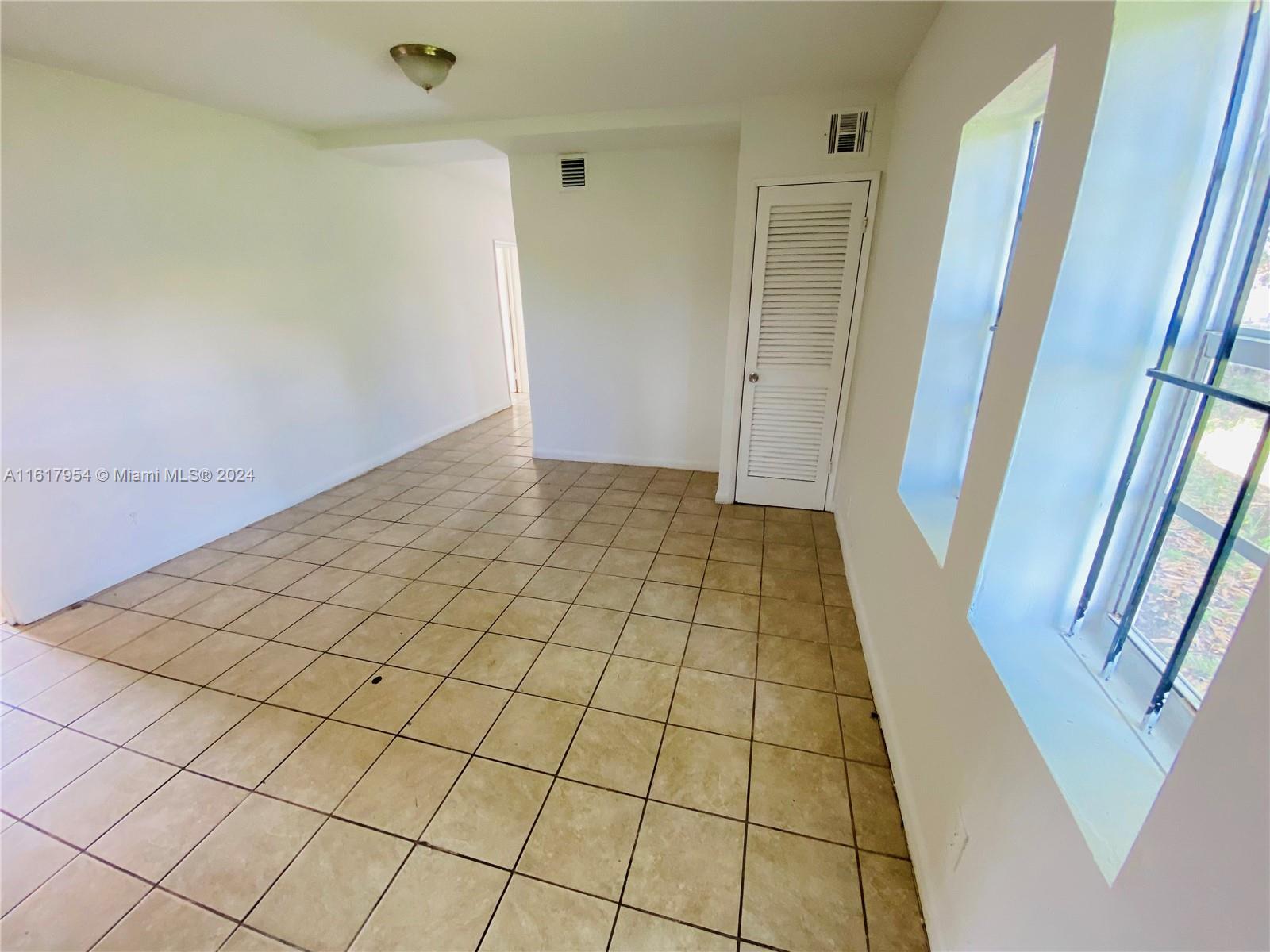 TENNYSON HEIGHTS - Residential Lease