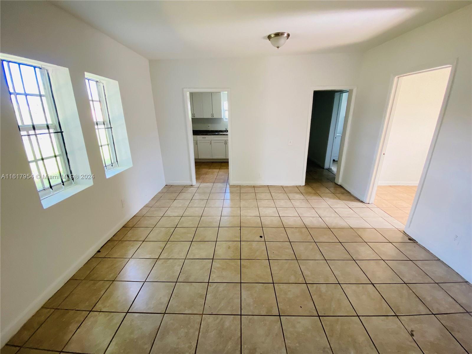 TENNYSON HEIGHTS - Residential Lease