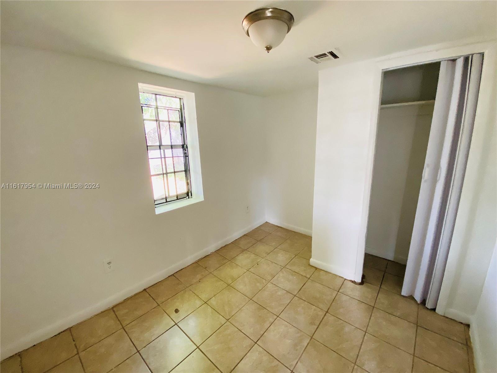 TENNYSON HEIGHTS - Residential Lease