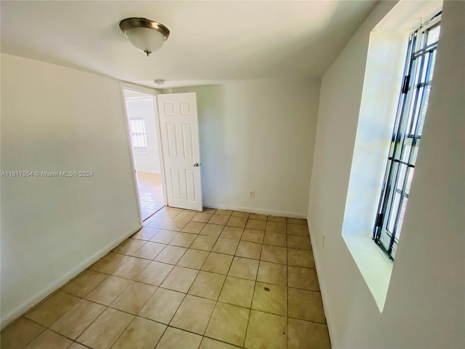 TENNYSON HEIGHTS - Residential Lease