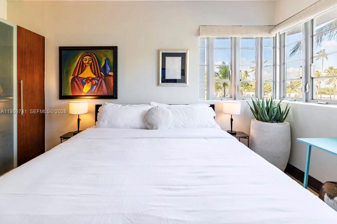 THE STRAND ON OCEAN DRIVE - Residential