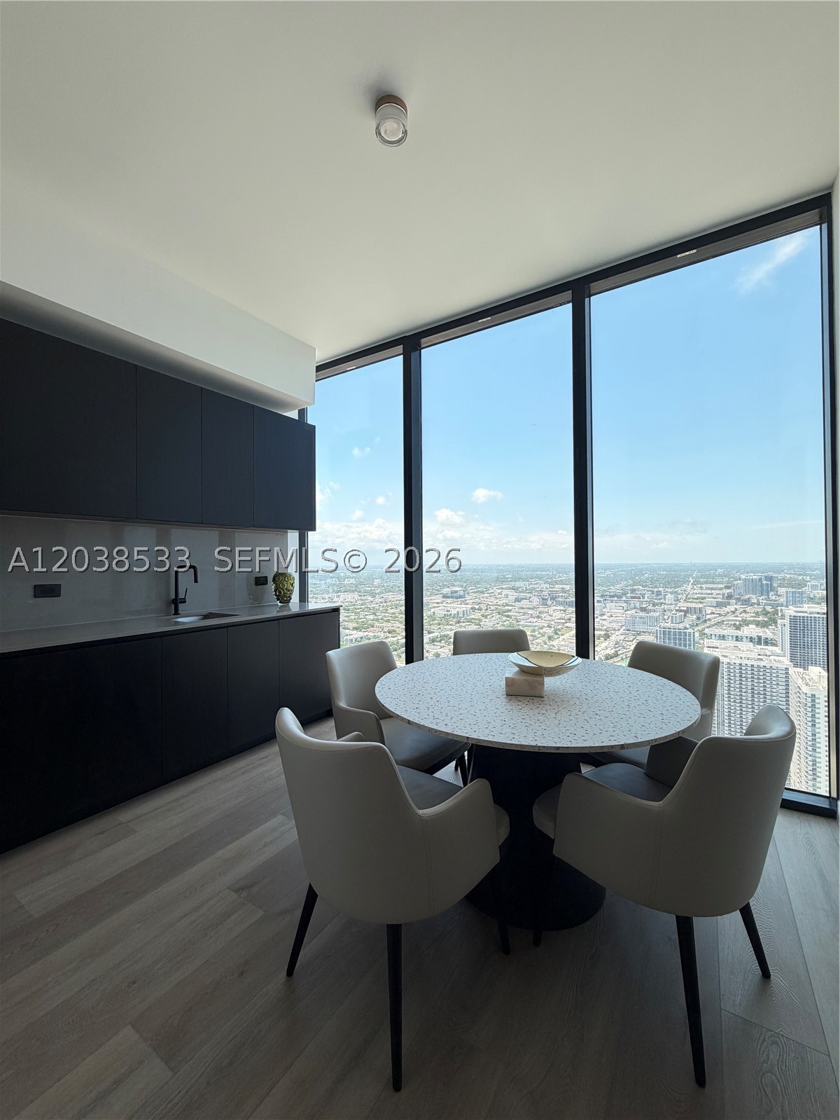 MIAMI NORTH - Residential