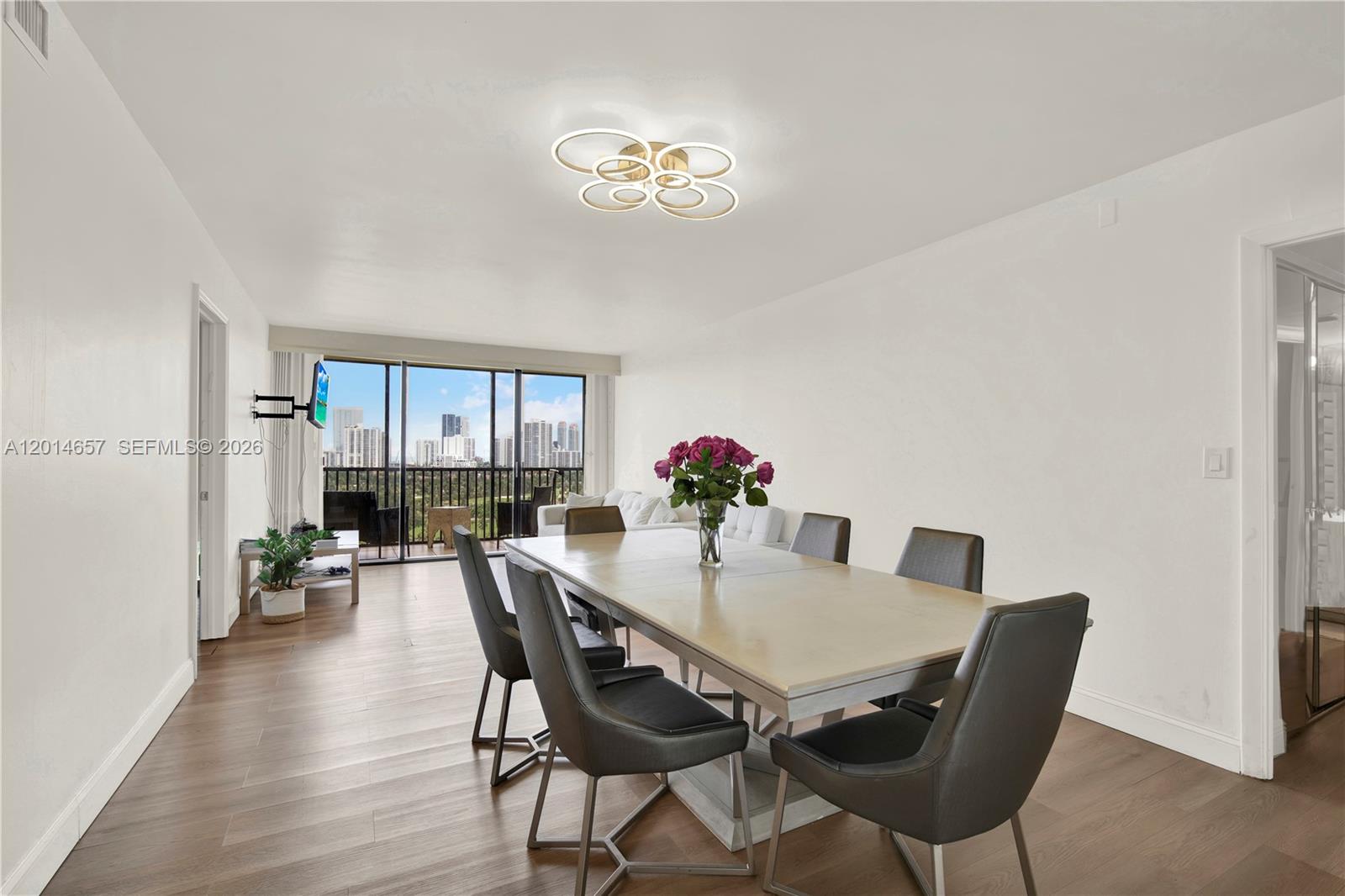 CORONADO CONDO TOWER I - Residential