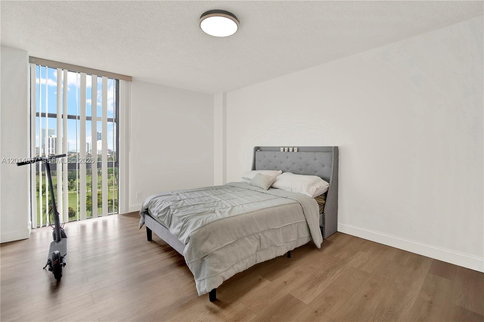 CORONADO CONDO TOWER I - Residential