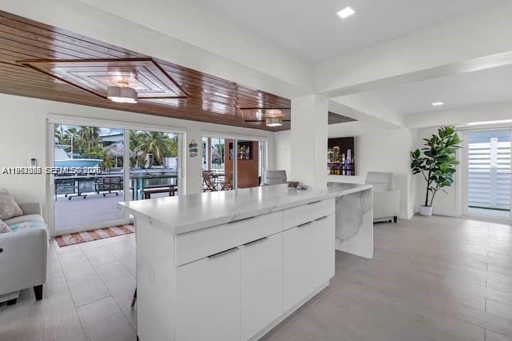 PLANTATION KEY COLONY 1ST - Residential