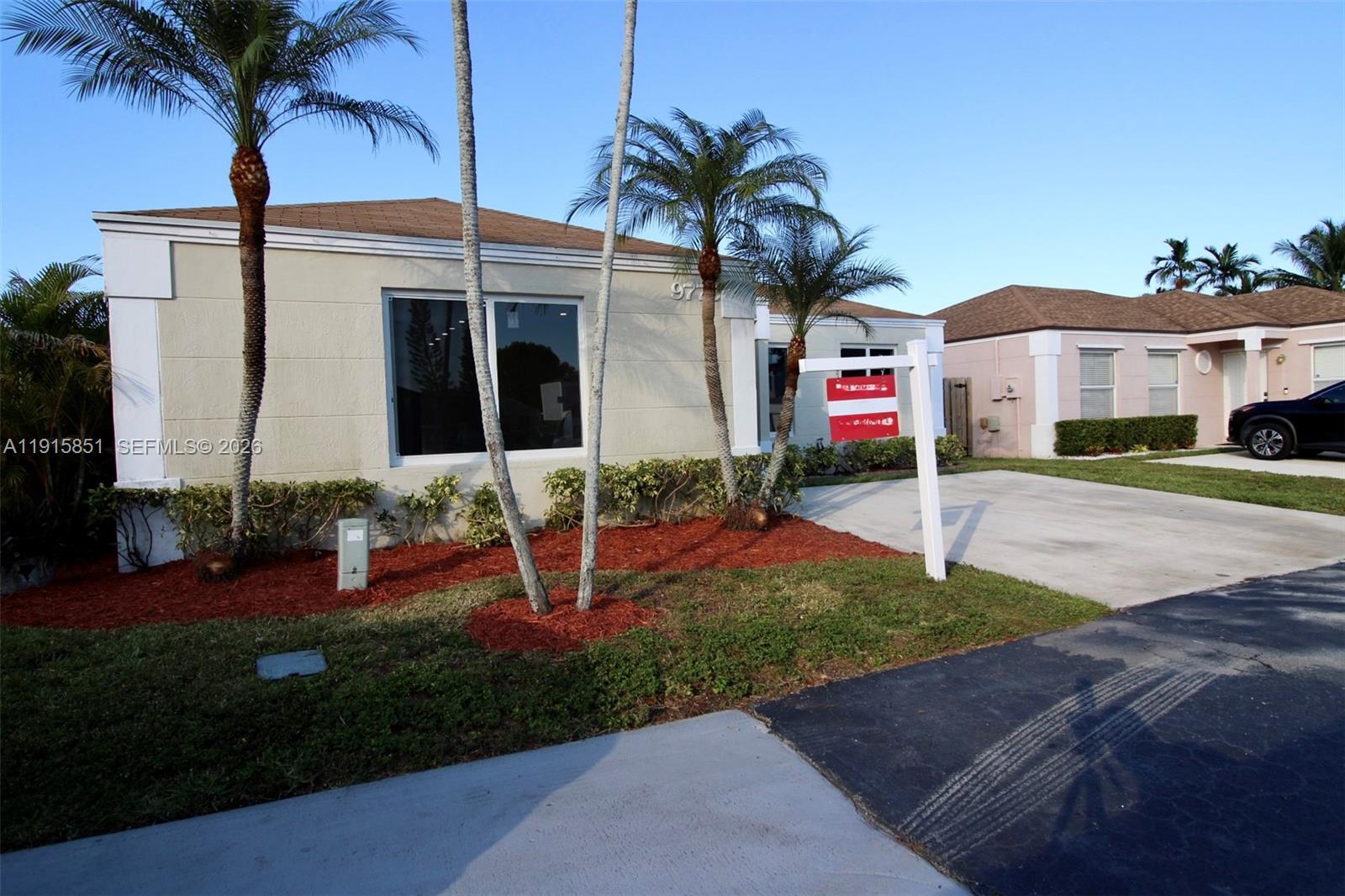 LAKES BY THE BAY SEC 5 - Residential