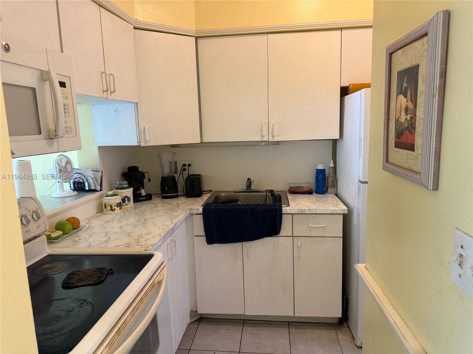ISLANDER CO-OP - Residential