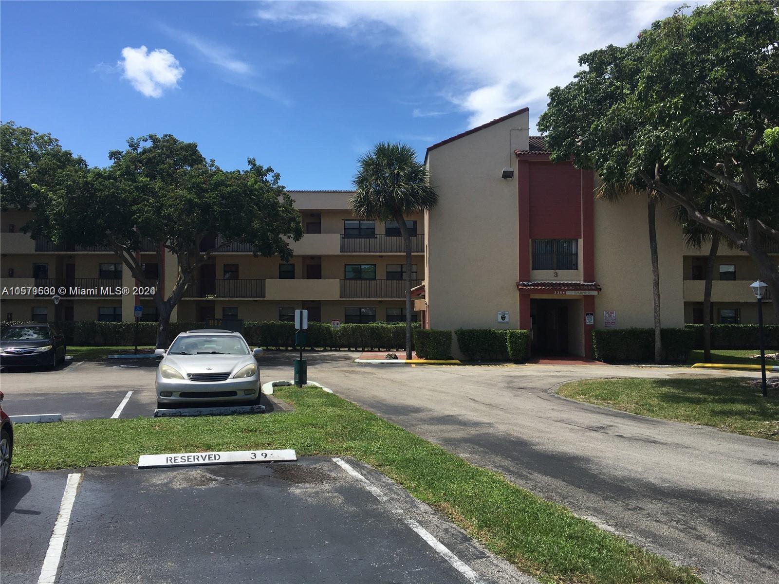 BEAUTIFUL 2/2 IN THE MIRAMAR CLUB. THIS IS A GREAT THIRD FLOOR UNIT IN A BUILDING THAT HAS AN ELEVATOR. NO ONE LIVES ABOVE YOU. THE KITCHEN HAS UPDATED CABINETS WITH QUARTZ COUNTER TOPS. FEATURES ALL TILES THROUGHOUT THE UNIT. WASHER AND DRYER ARE LOCATED INSIDE THE UNIT. YOU HAVE 1 ASSIGNED PARKING SPOT.  COMMUNITY FEATURES A POOL IN THE BACK OF UNIT. THE PROPERTY HAS GREAT LOCATION TO SHOPS, DINING, ROADS AND GREAT SCHOOLS. GREAT PROPERTY FOR ANYONE. NO RENTAL RESTRICTIONS. PROPERTY HAS FULL RESERVES.