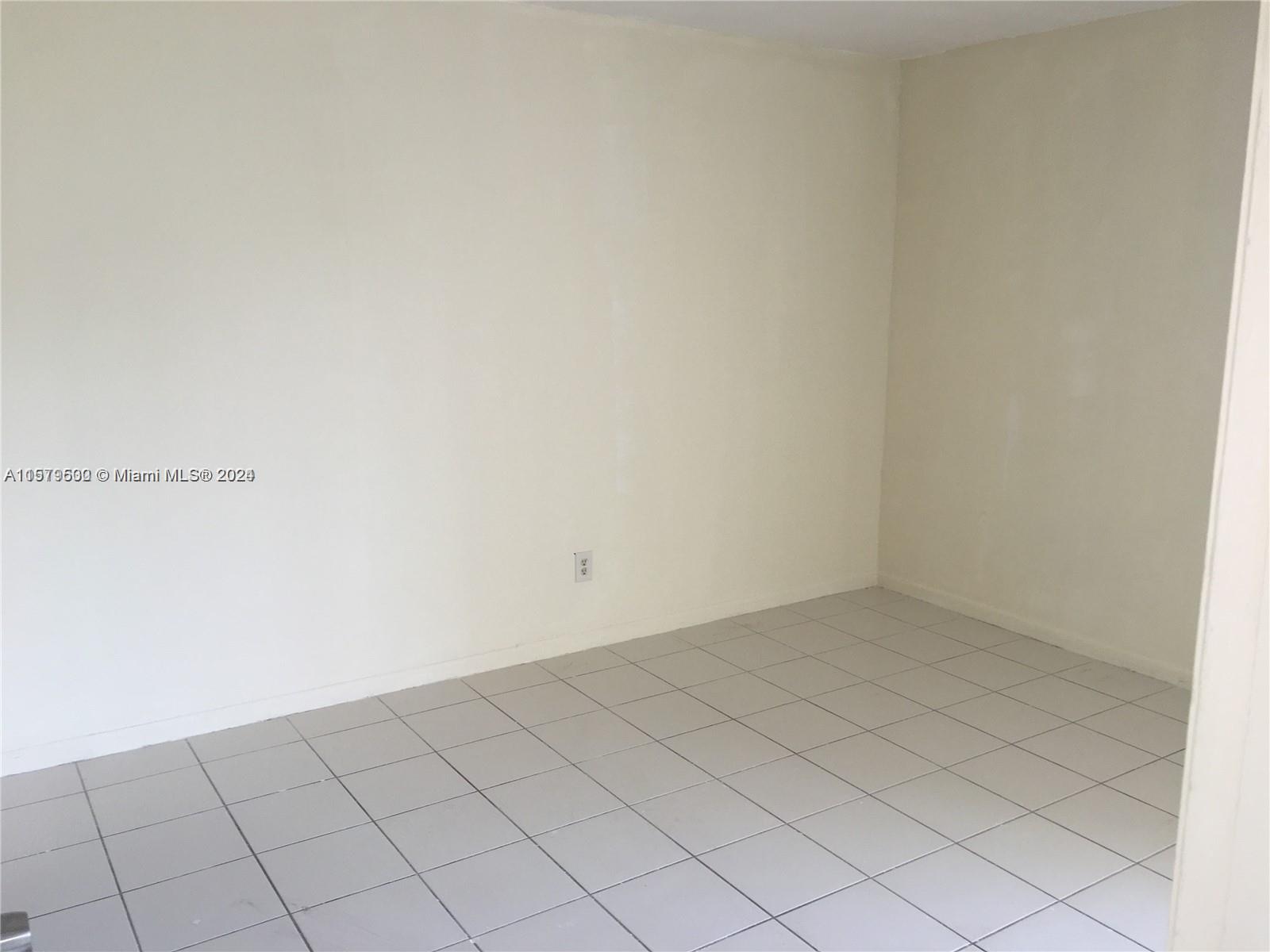 MIRAMAR CLUB CONDOMINIUM - Residential