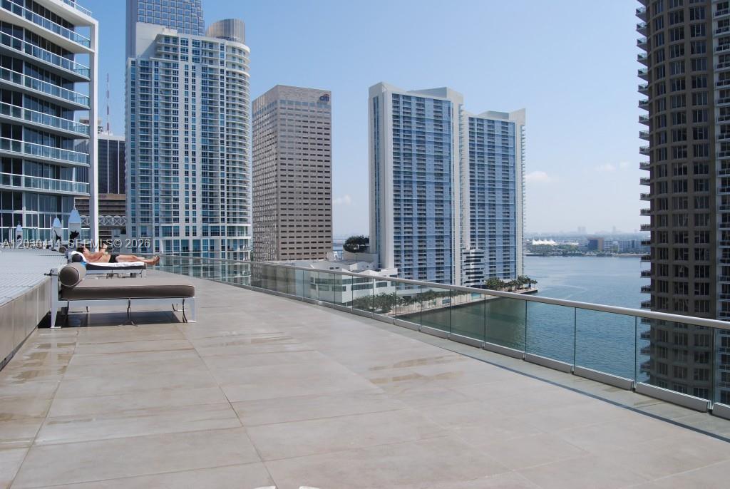 ICONBRICKELL CONDO NO 1 - Residential Lease