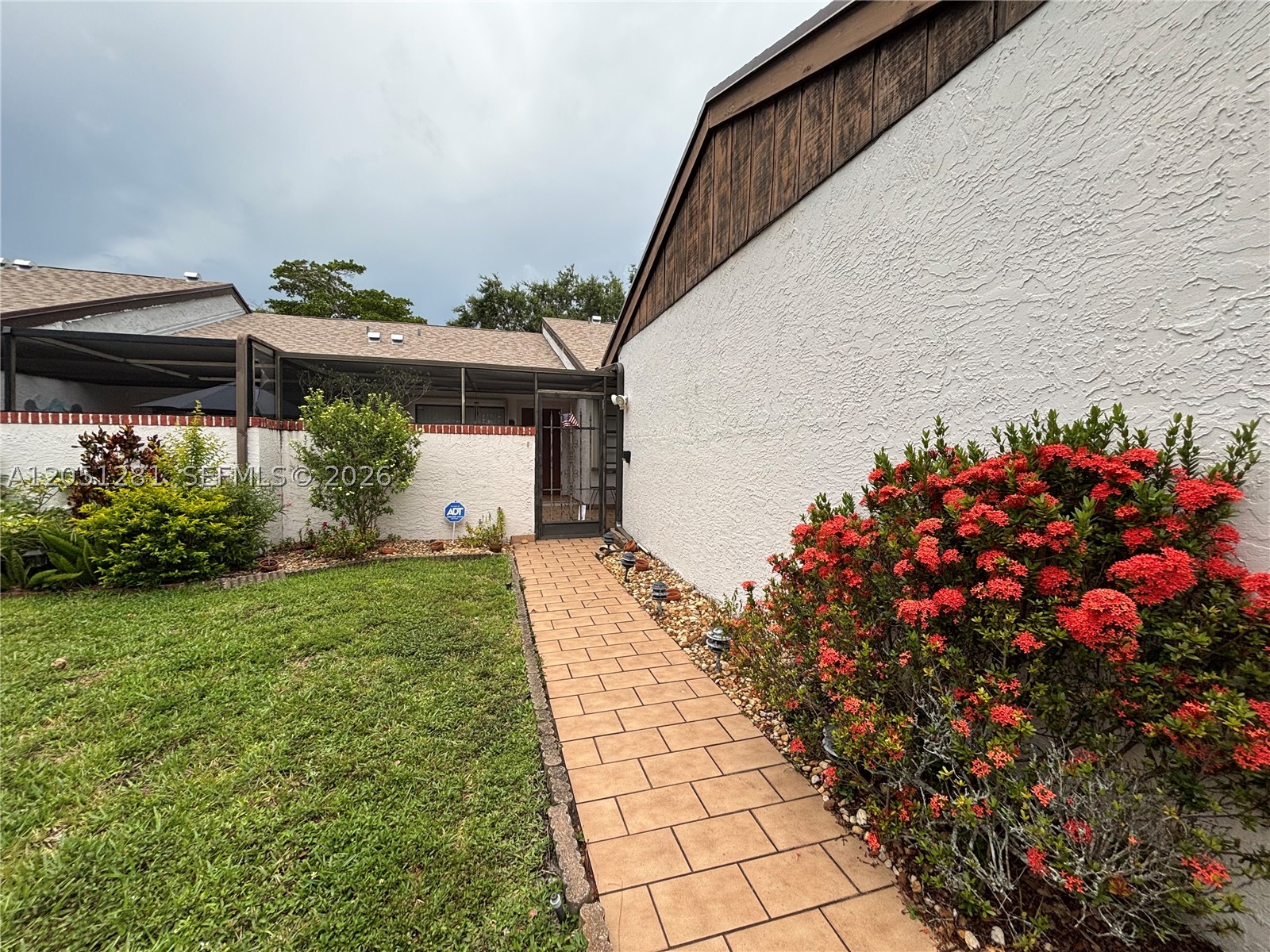 WEDGEWOOD CONDOMINIUM - Residential Lease