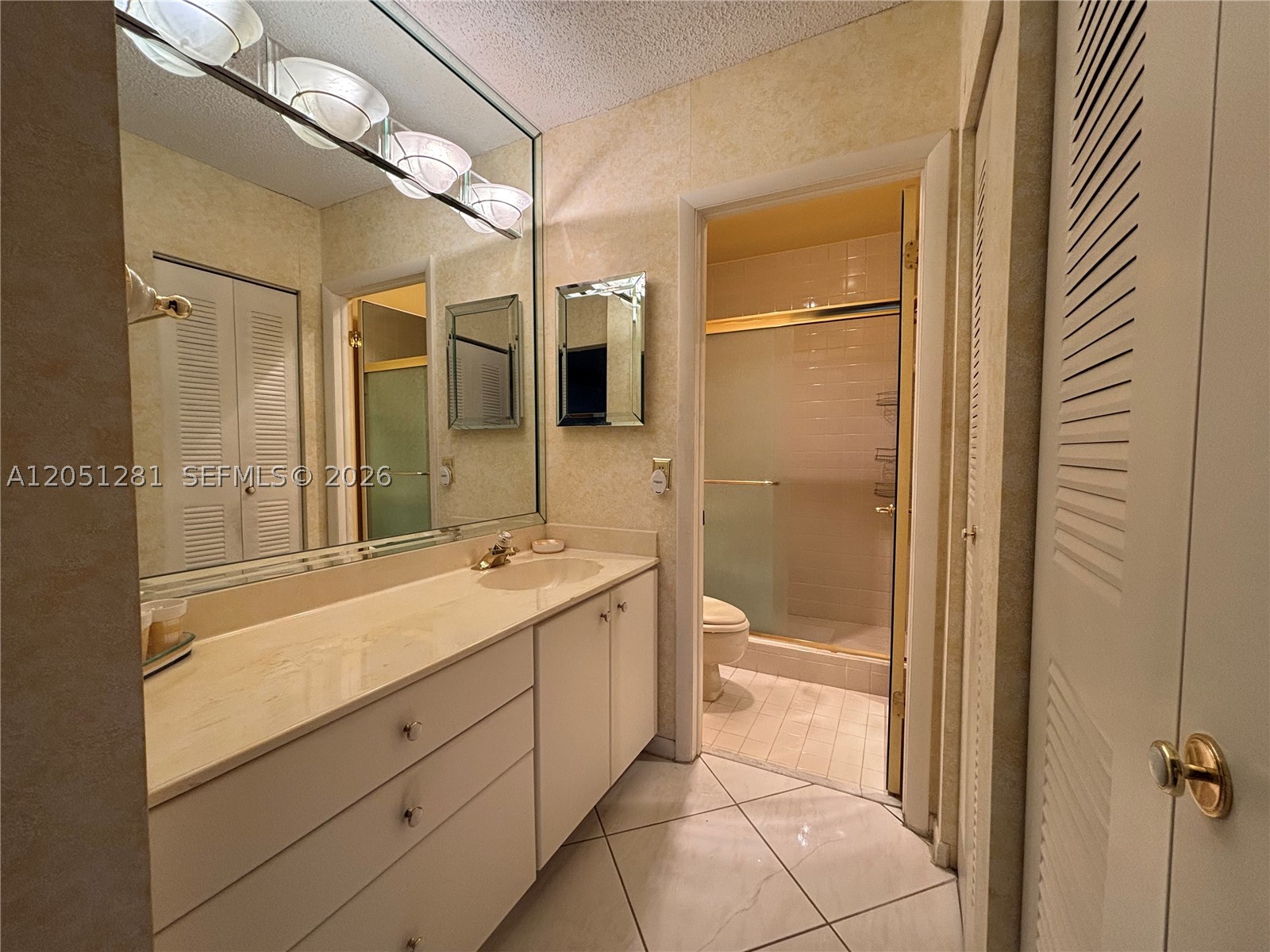 WEDGEWOOD CONDOMINIUM - Residential Lease