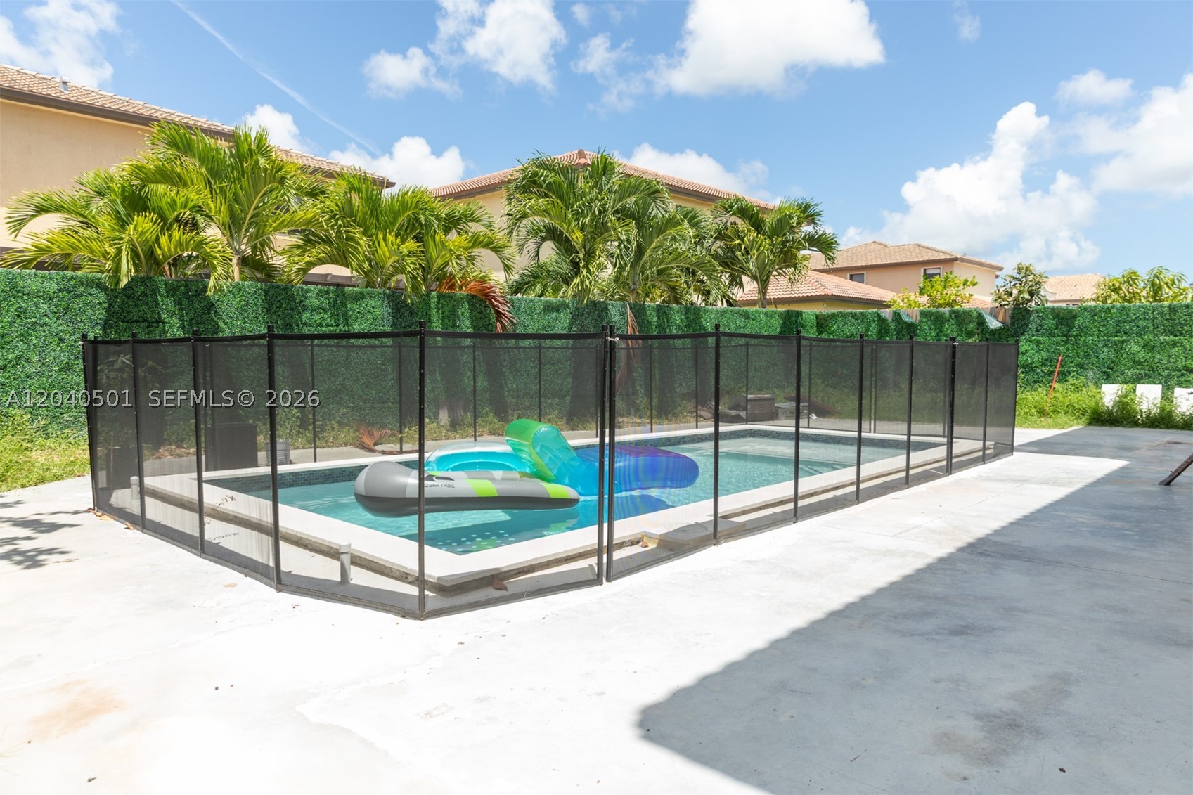 SILVER PALM WEST - Residential