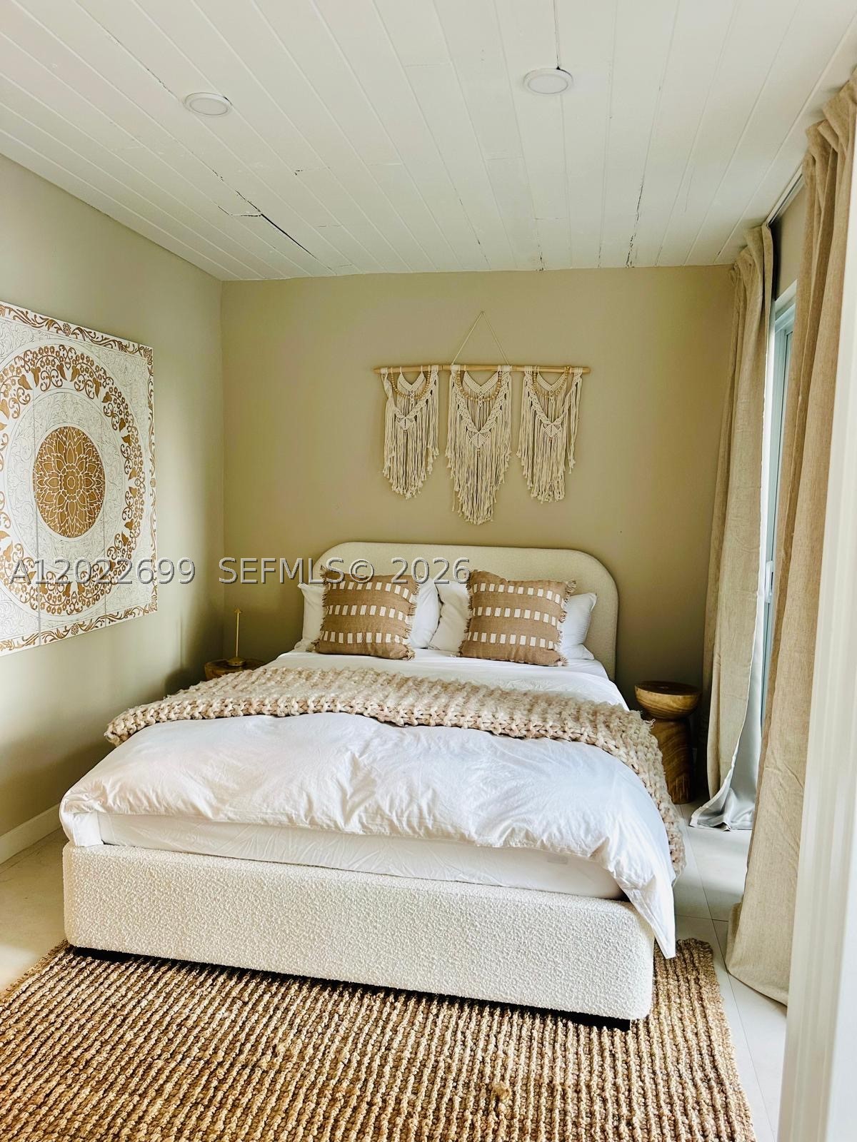 BISCAYNE BEACH-3RD ADDN - Residential Lease