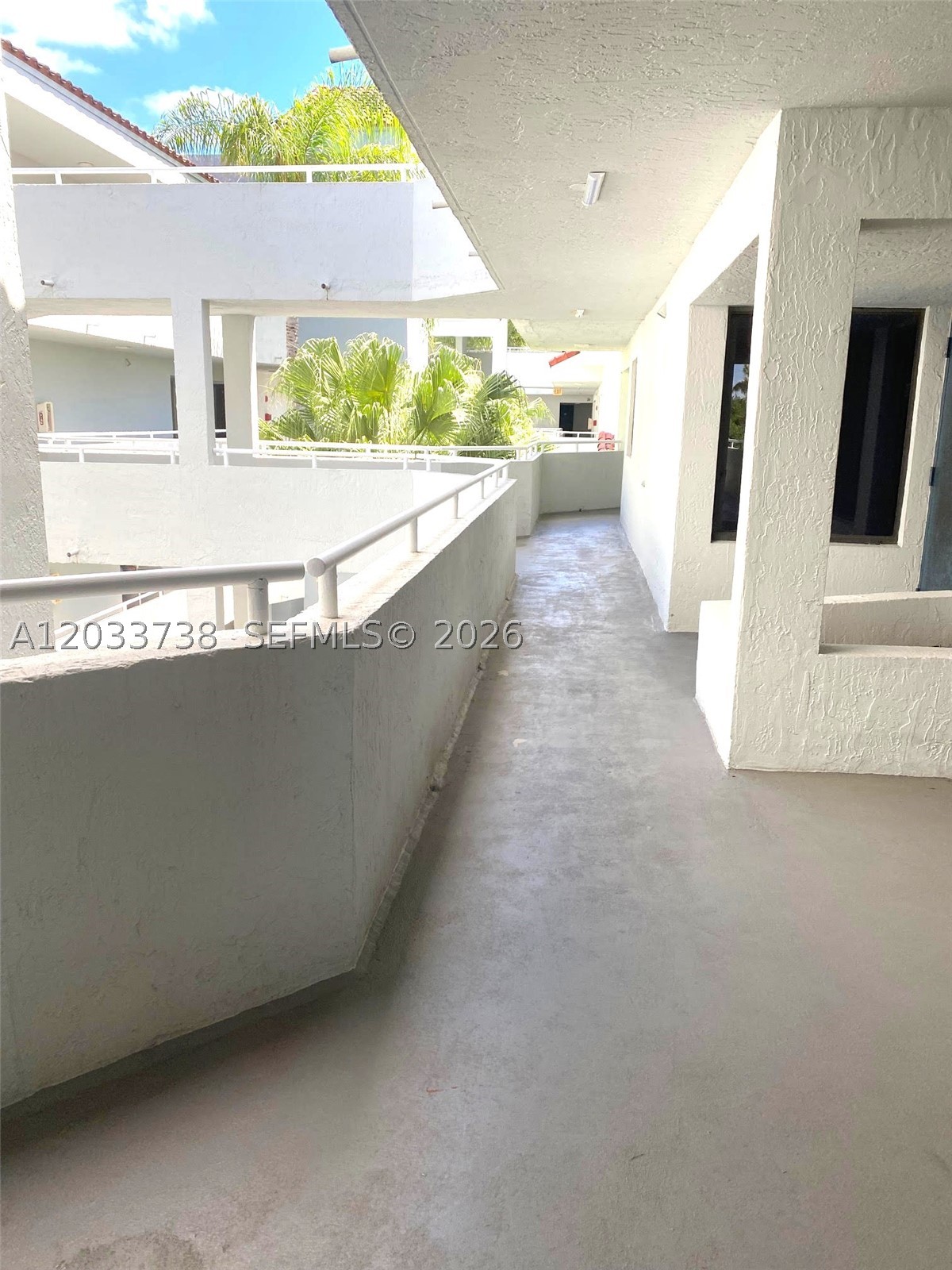 VERABELLA FALLS CONDO - Residential Lease