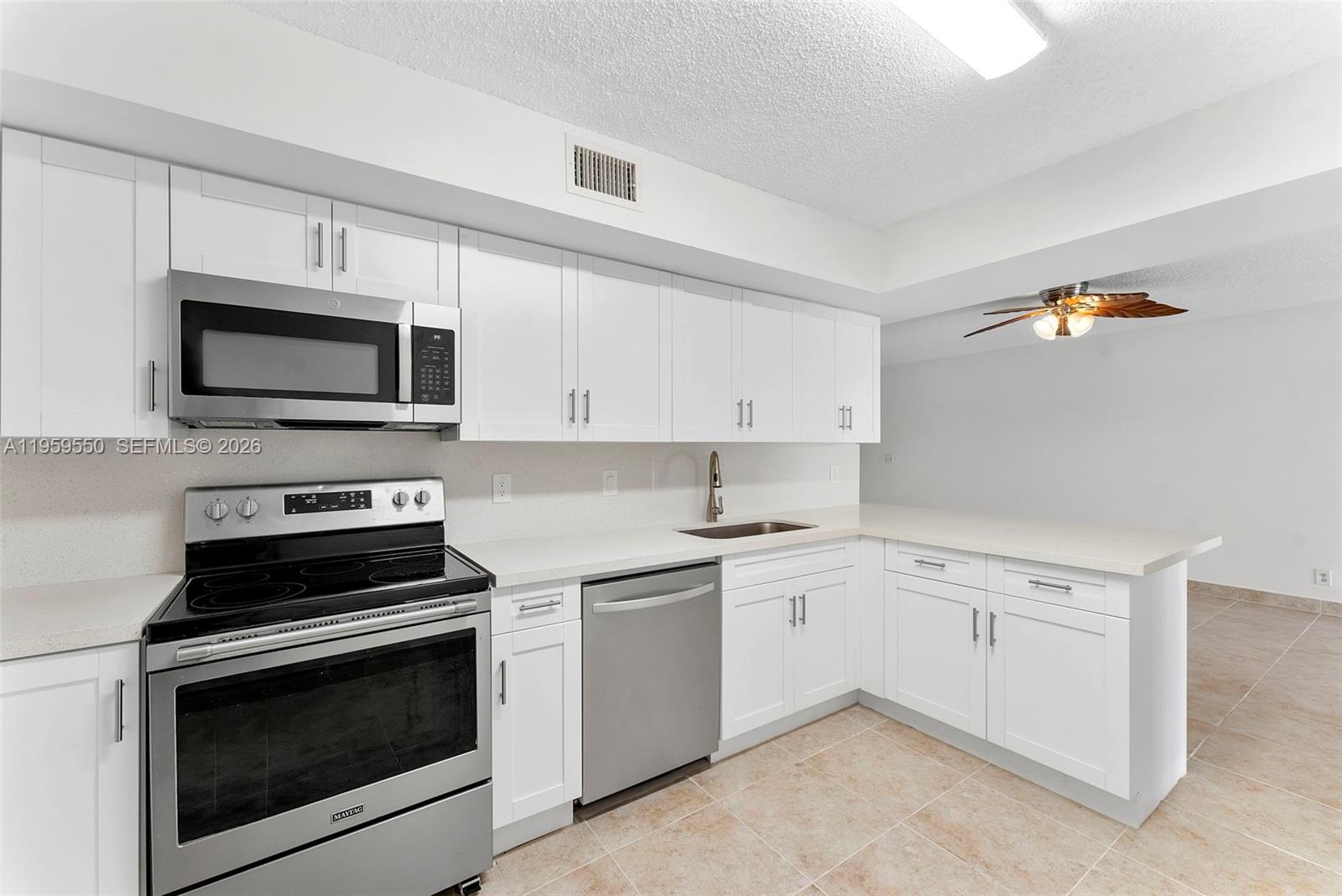 LAKE WINDWOOD CONDO - Residential