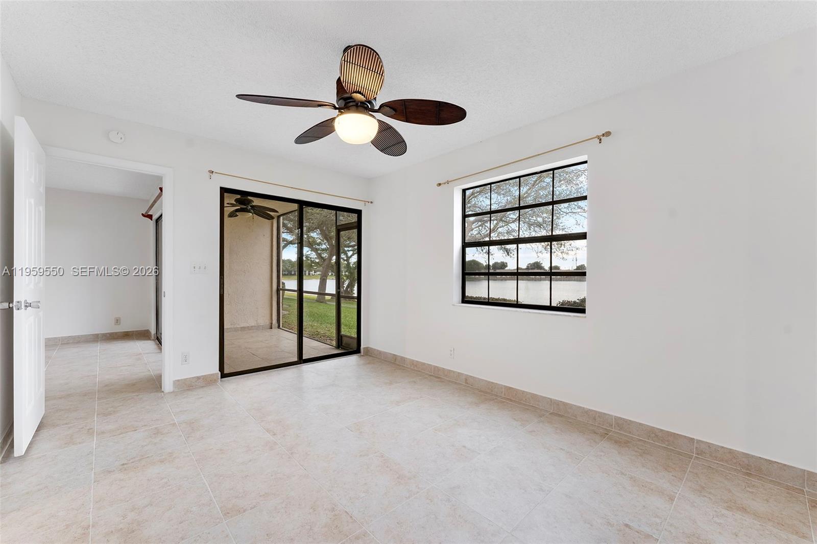 LAKE WINDWOOD CONDO - Residential