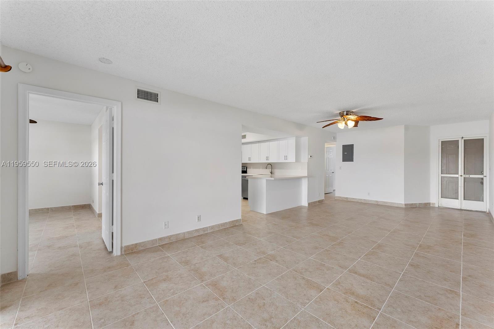 LAKE WINDWOOD CONDO - Residential