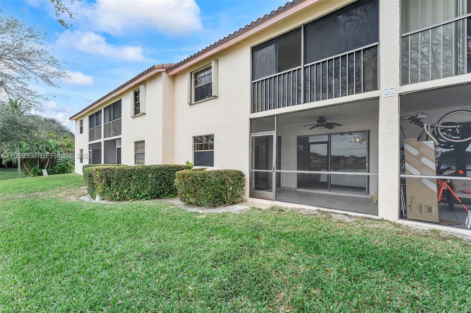 LAKE WINDWOOD CONDO - Residential