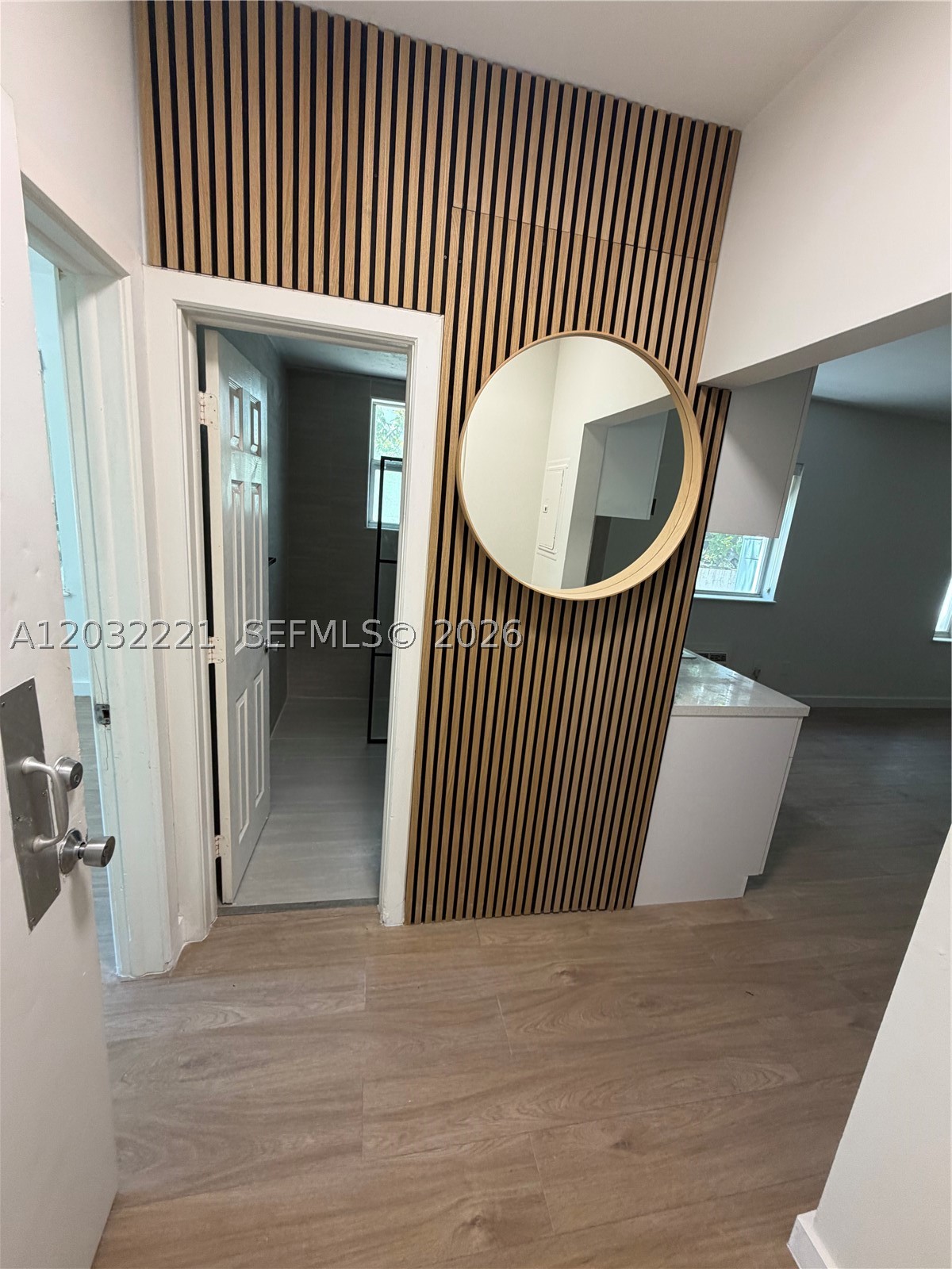 THE ABBOTT CONDO - Residential