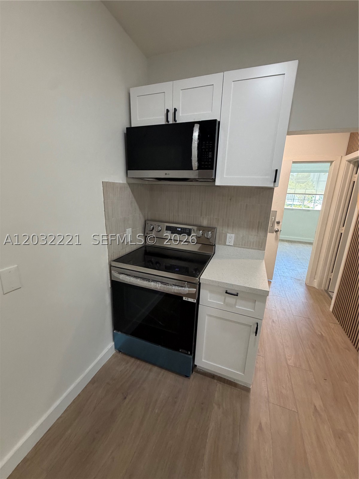 THE ABBOTT CONDO - Residential