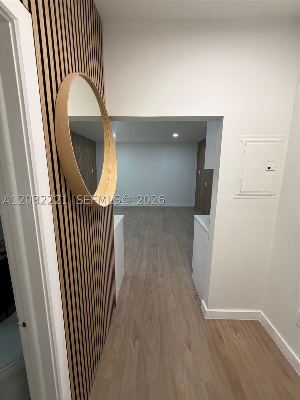 THE ABBOTT CONDO - Residential